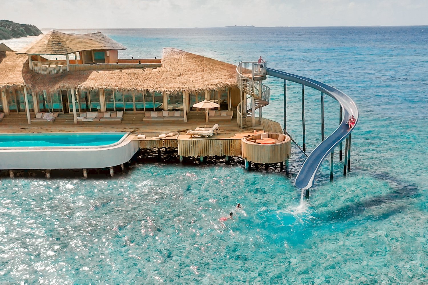 Top _ Soneva_Fushi_-_Family_at_the_Water_Retreats