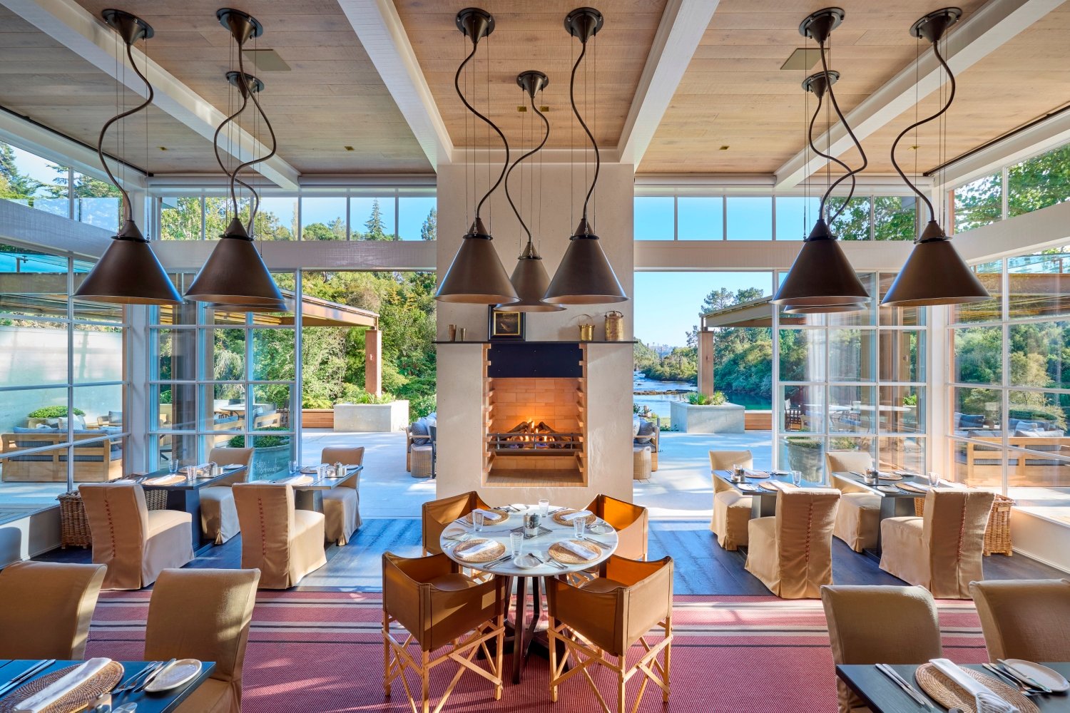 HUKA_F_B_DNG_RM_FINAL_01