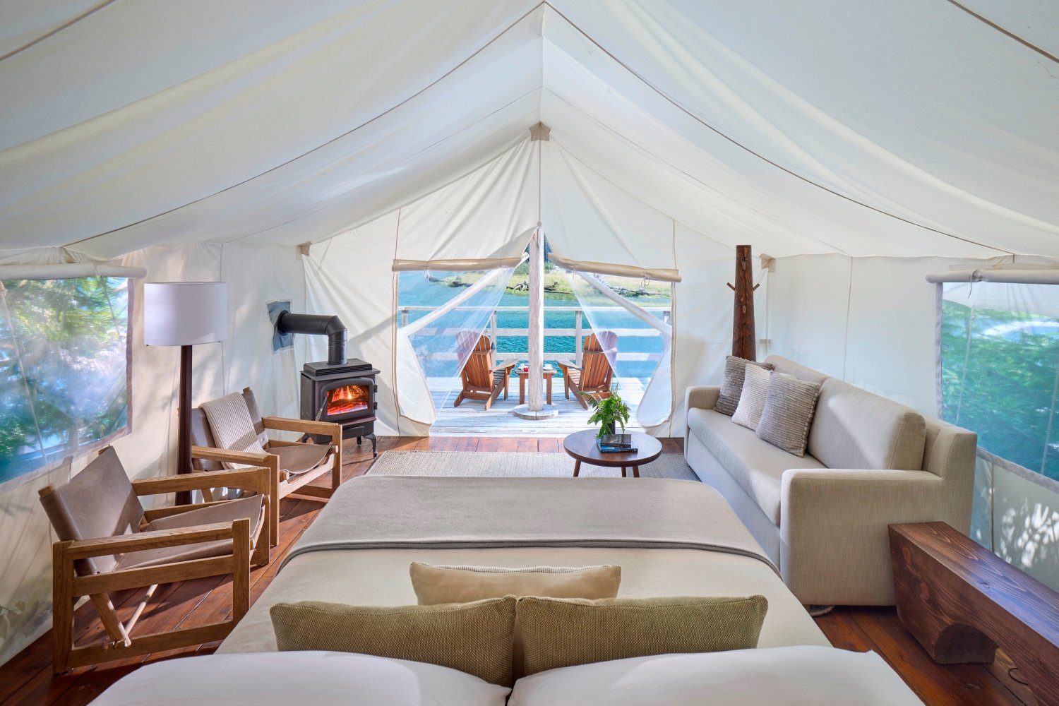 SOLHR-waterfront-ensuite-tent (1)