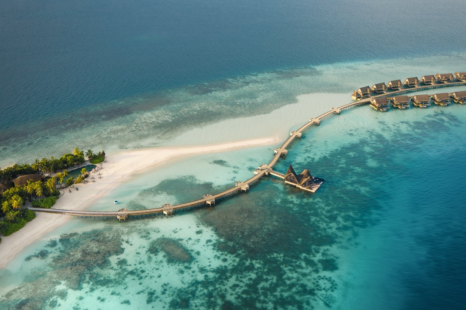 Top JOALI_Maldives_-_Aerial_Shot_Island_and_Jetty
