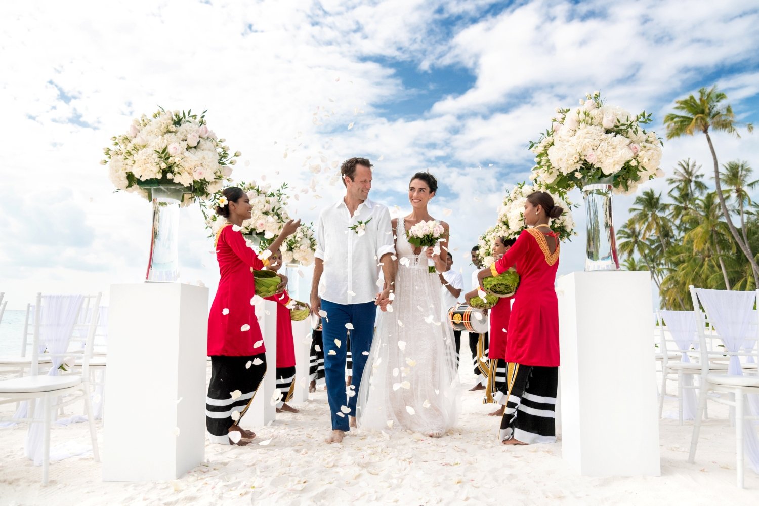 142_-_Weddings_at_Velaa_-_Umurah_-_Flower_Girls