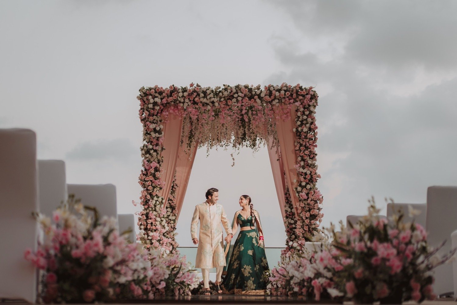 TOP ASHITA_JALAJ_E_C_EDIT--16