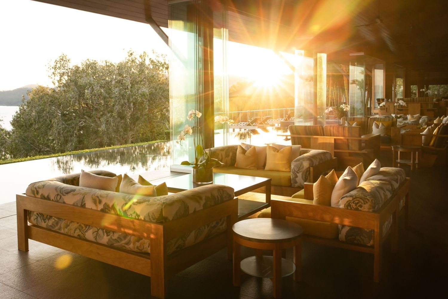 Top qualia_Great-Barrier-Reef_Lodge-Long-Pavillion-Lou